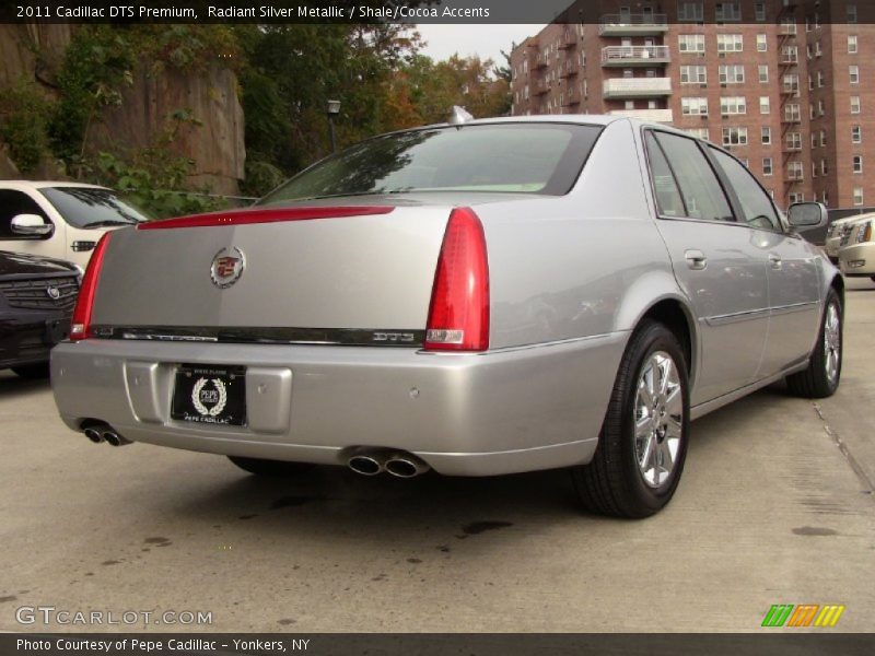 Radiant Silver Metallic / Shale/Cocoa Accents 2011 Cadillac DTS Premium