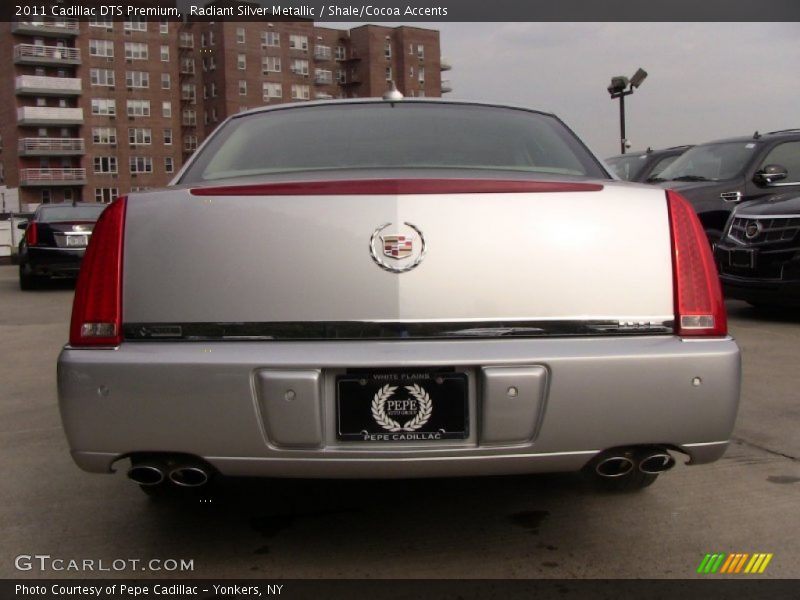 Radiant Silver Metallic / Shale/Cocoa Accents 2011 Cadillac DTS Premium
