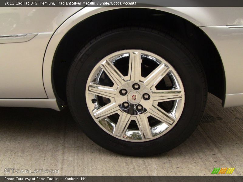Radiant Silver Metallic / Shale/Cocoa Accents 2011 Cadillac DTS Premium