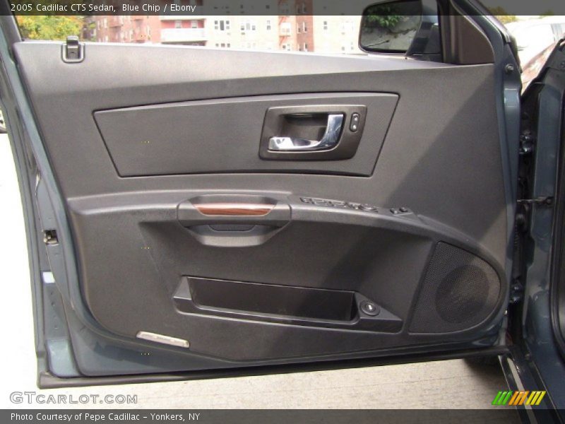 Blue Chip / Ebony 2005 Cadillac CTS Sedan