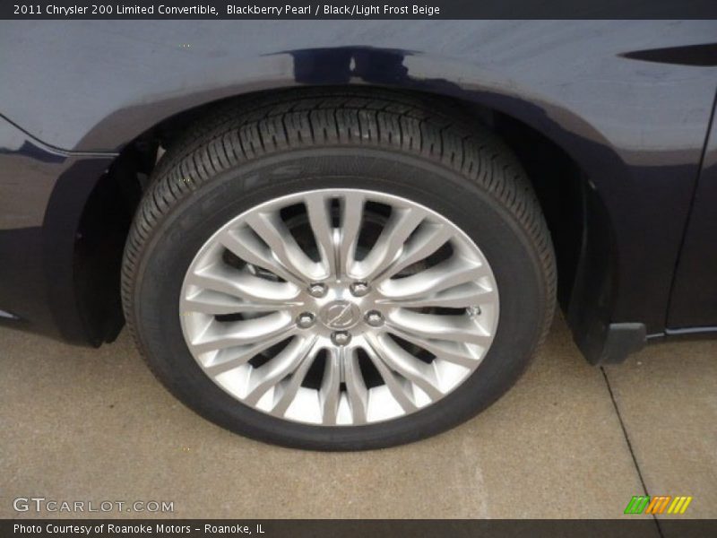 Blackberry Pearl / Black/Light Frost Beige 2011 Chrysler 200 Limited Convertible