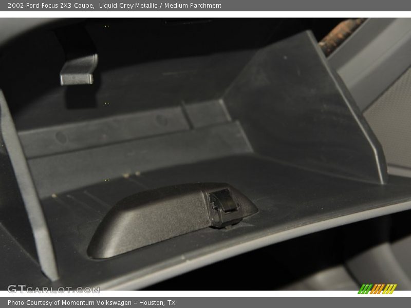 Liquid Grey Metallic / Medium Parchment 2002 Ford Focus ZX3 Coupe