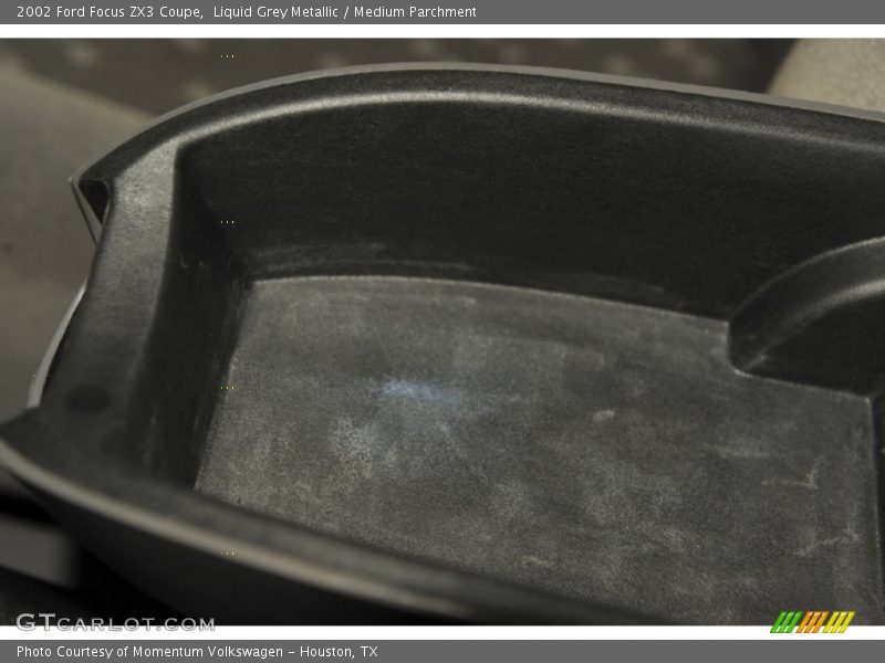 Liquid Grey Metallic / Medium Parchment 2002 Ford Focus ZX3 Coupe
