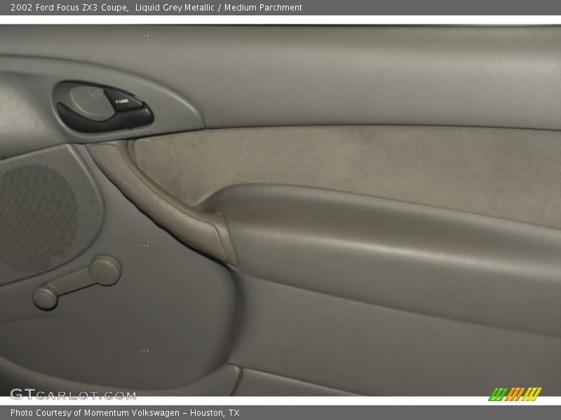 Liquid Grey Metallic / Medium Parchment 2002 Ford Focus ZX3 Coupe