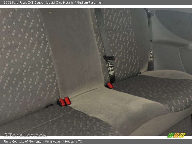Liquid Grey Metallic / Medium Parchment 2002 Ford Focus ZX3 Coupe