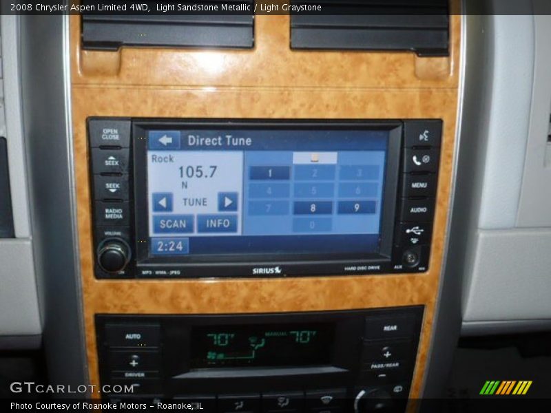 Light Sandstone Metallic / Light Graystone 2008 Chrysler Aspen Limited 4WD
