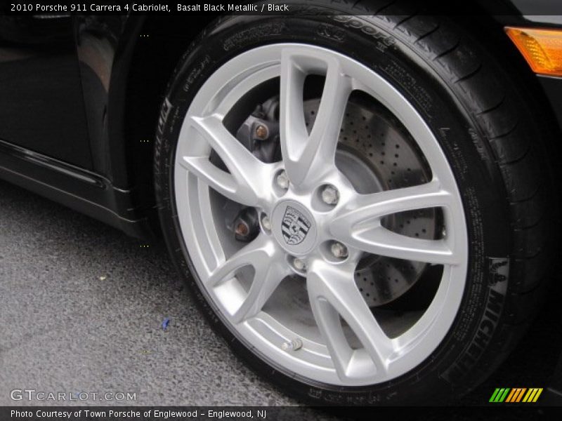  2010 911 Carrera 4 Cabriolet Wheel