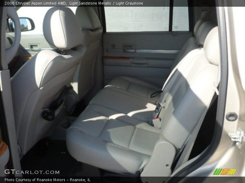 Light Sandstone Metallic / Light Graystone 2008 Chrysler Aspen Limited 4WD