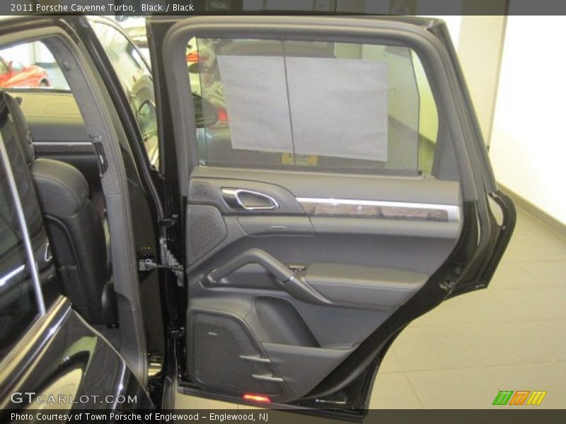 Black / Black 2011 Porsche Cayenne Turbo