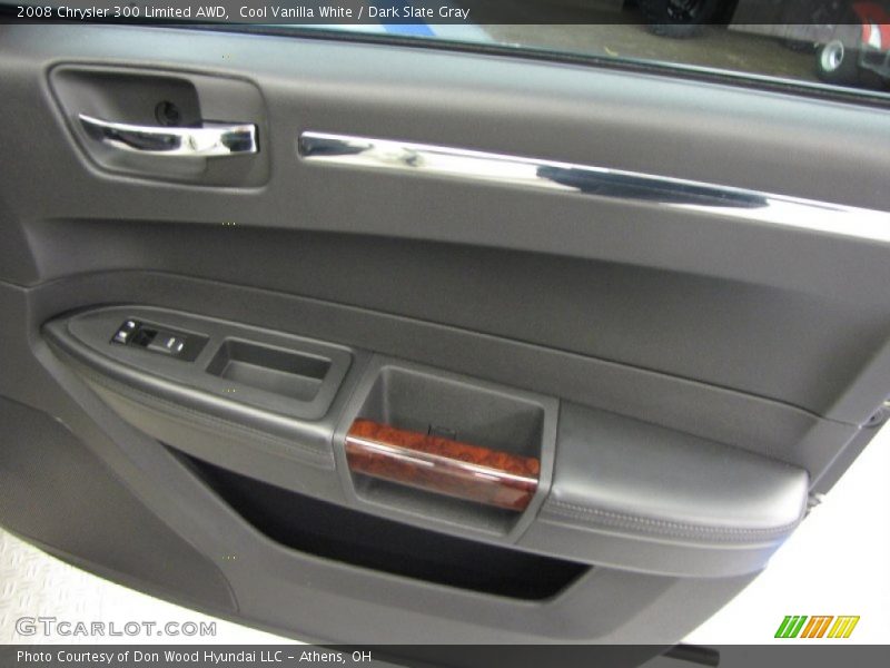 Cool Vanilla White / Dark Slate Gray 2008 Chrysler 300 Limited AWD