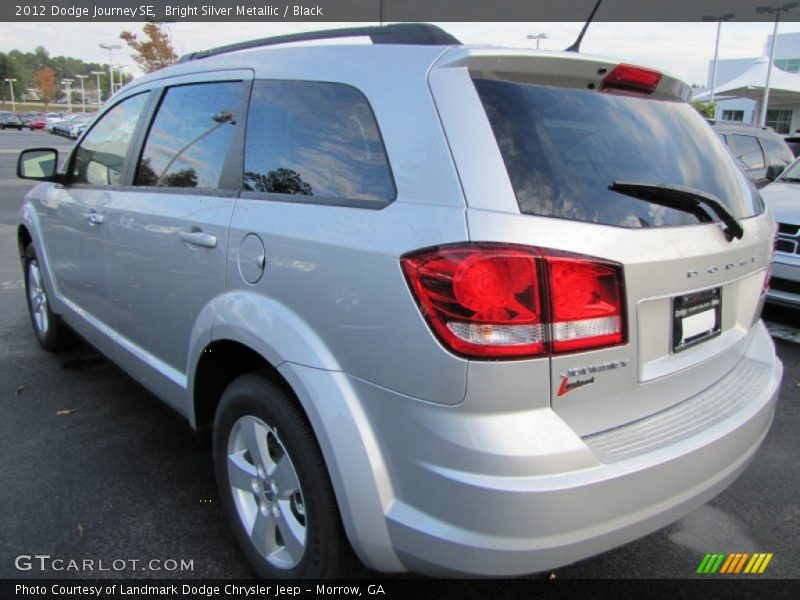 Bright Silver Metallic / Black 2012 Dodge Journey SE