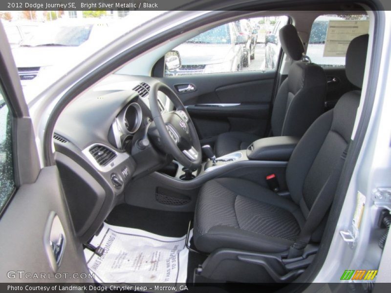 Bright Silver Metallic / Black 2012 Dodge Journey SE