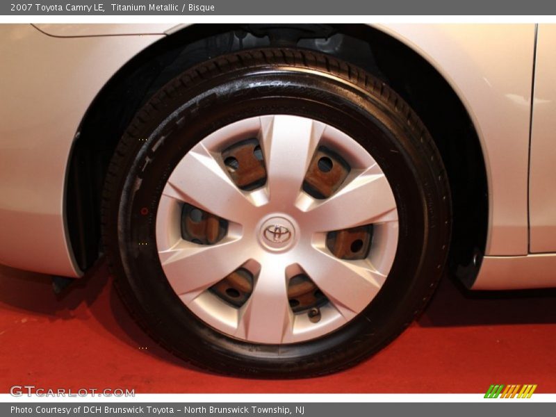 Titanium Metallic / Bisque 2007 Toyota Camry LE
