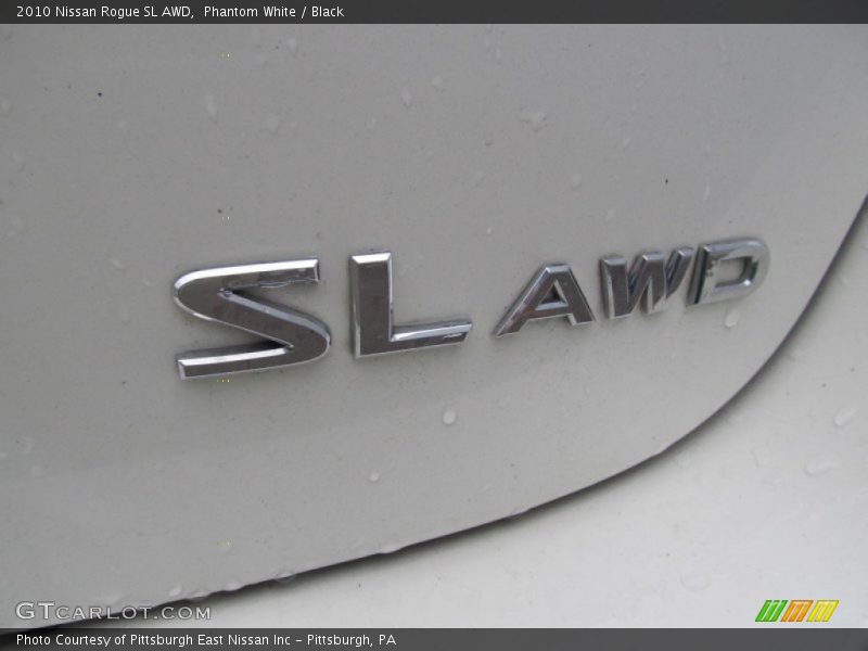 Phantom White / Black 2010 Nissan Rogue SL AWD