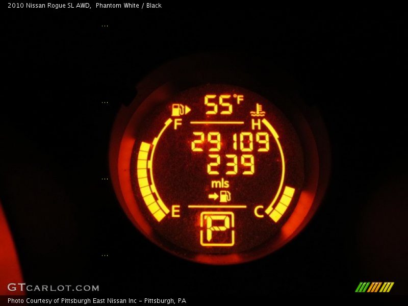 Phantom White / Black 2010 Nissan Rogue SL AWD