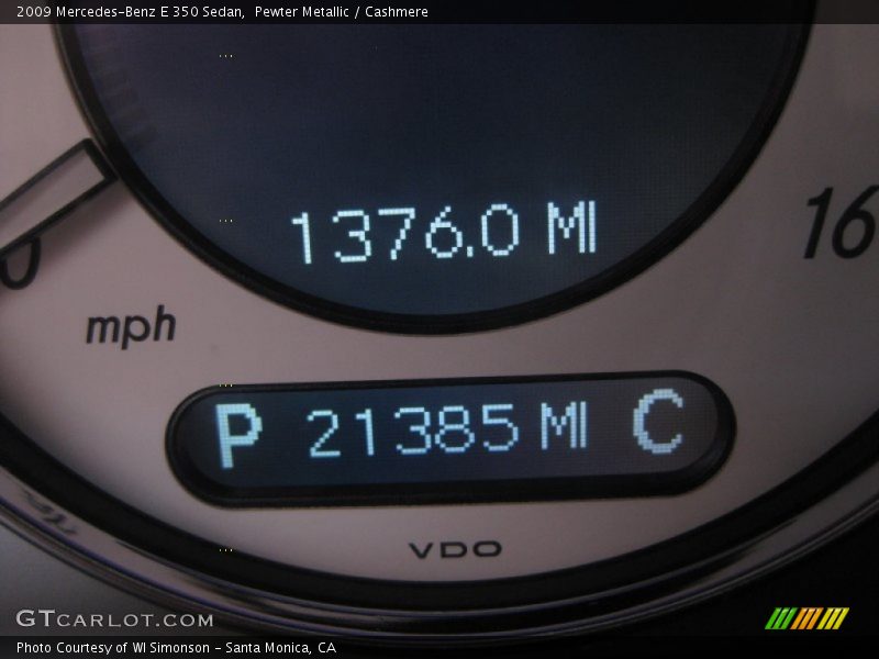 Pewter Metallic / Cashmere 2009 Mercedes-Benz E 350 Sedan