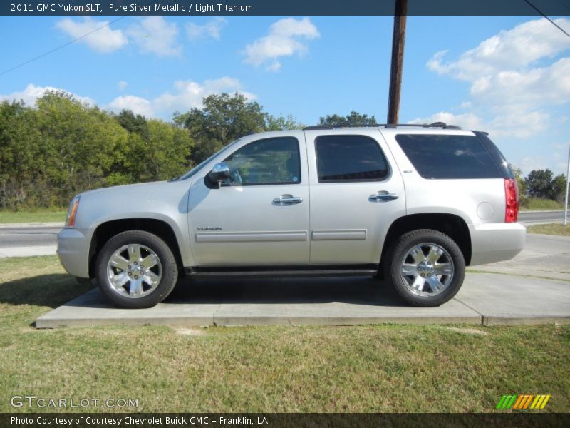 Pure Silver Metallic / Light Titanium 2011 GMC Yukon SLT