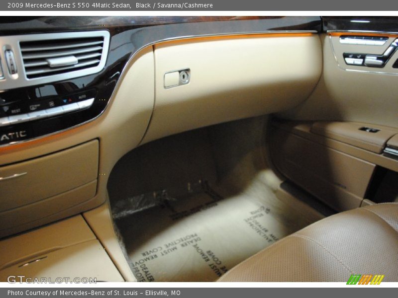 Black / Savanna/Cashmere 2009 Mercedes-Benz S 550 4Matic Sedan