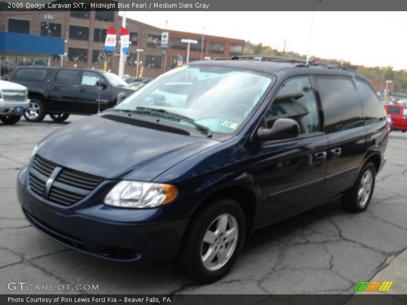 Midnight Blue Pearl / Medium Slate Gray 2005 Dodge Caravan SXT