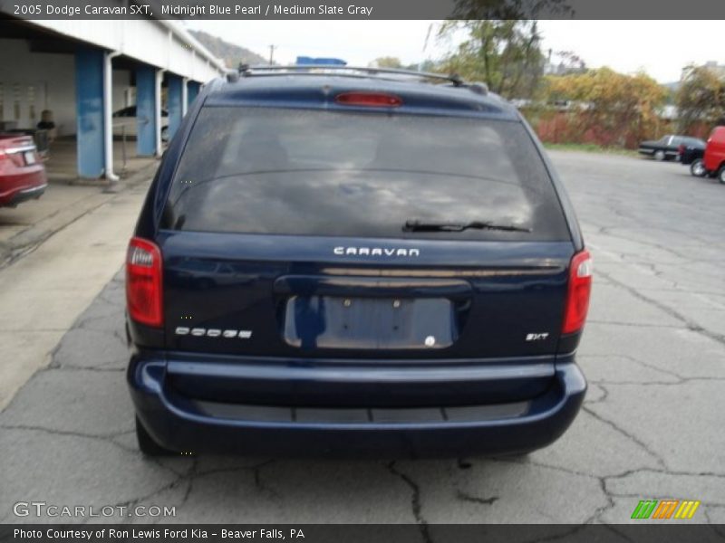 Midnight Blue Pearl / Medium Slate Gray 2005 Dodge Caravan SXT