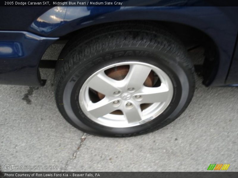 Midnight Blue Pearl / Medium Slate Gray 2005 Dodge Caravan SXT