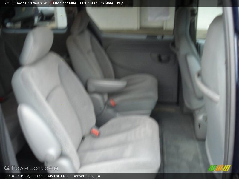 Midnight Blue Pearl / Medium Slate Gray 2005 Dodge Caravan SXT