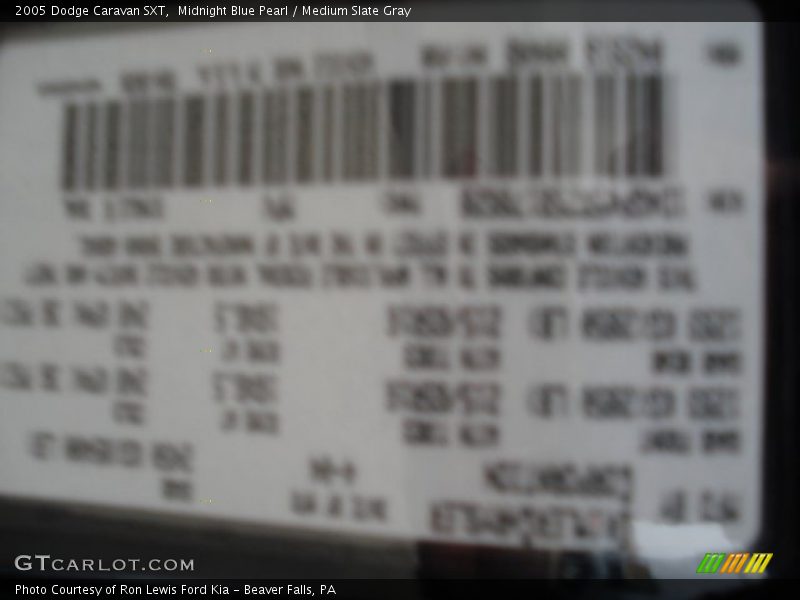 Midnight Blue Pearl / Medium Slate Gray 2005 Dodge Caravan SXT