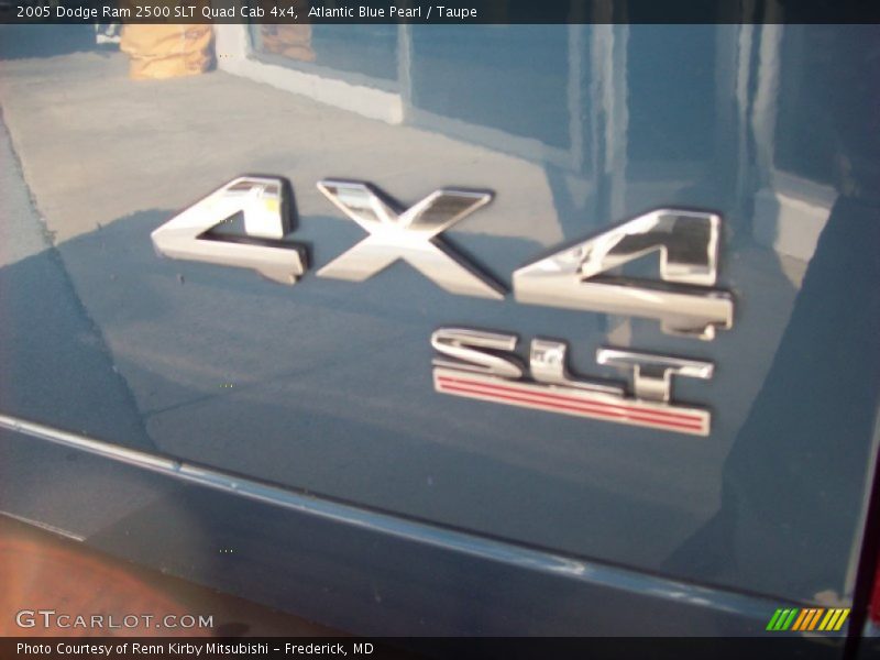  2005 Ram 2500 SLT Quad Cab 4x4 Logo