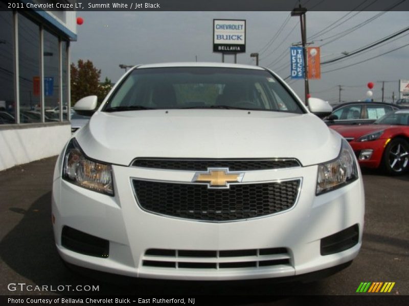 Summit White / Jet Black 2011 Chevrolet Cruze LT