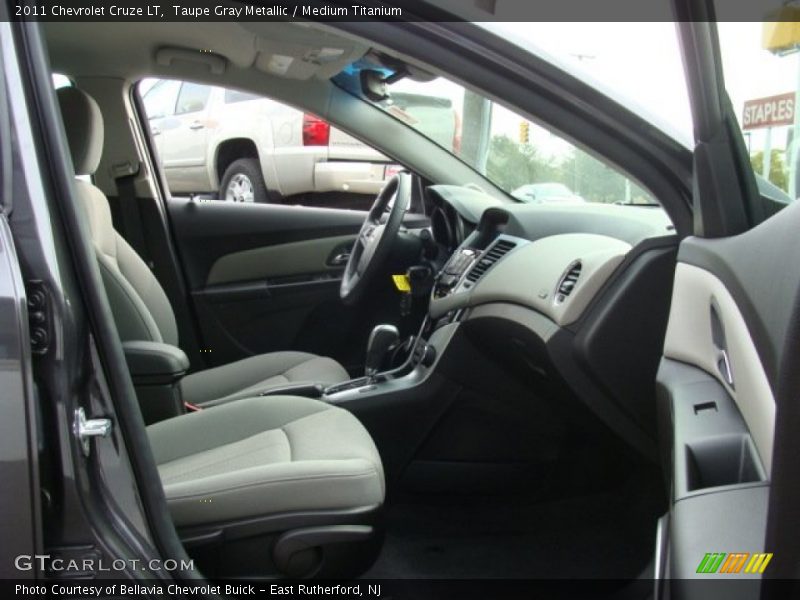Taupe Gray Metallic / Medium Titanium 2011 Chevrolet Cruze LT