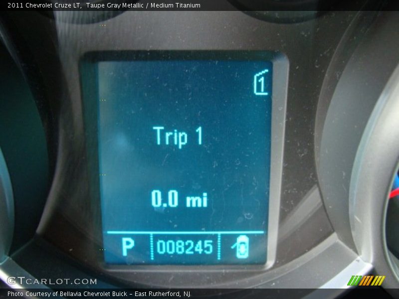 Taupe Gray Metallic / Medium Titanium 2011 Chevrolet Cruze LT