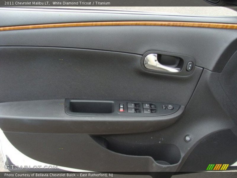 White Diamond Tricoat / Titanium 2011 Chevrolet Malibu LT
