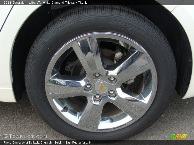 White Diamond Tricoat / Titanium 2011 Chevrolet Malibu LT