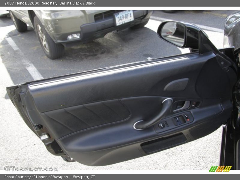 Door Panel of 2007 S2000 Roadster