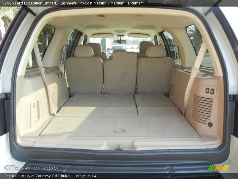  2006 Expedition Limited Trunk