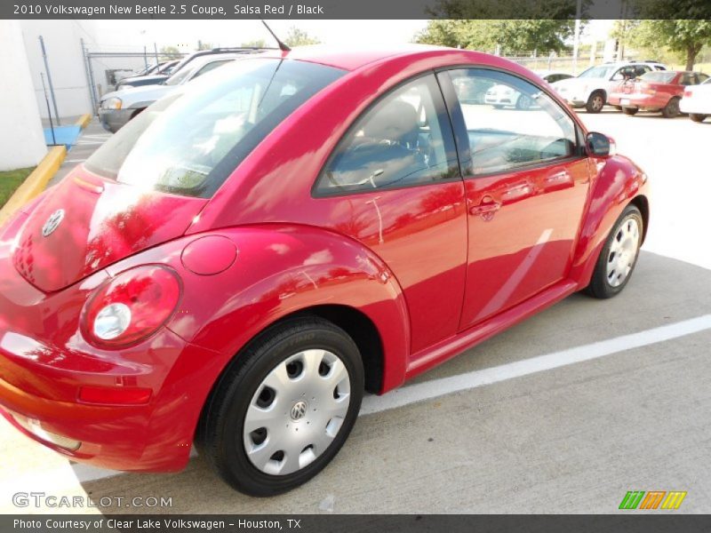 Salsa Red / Black 2010 Volkswagen New Beetle 2.5 Coupe