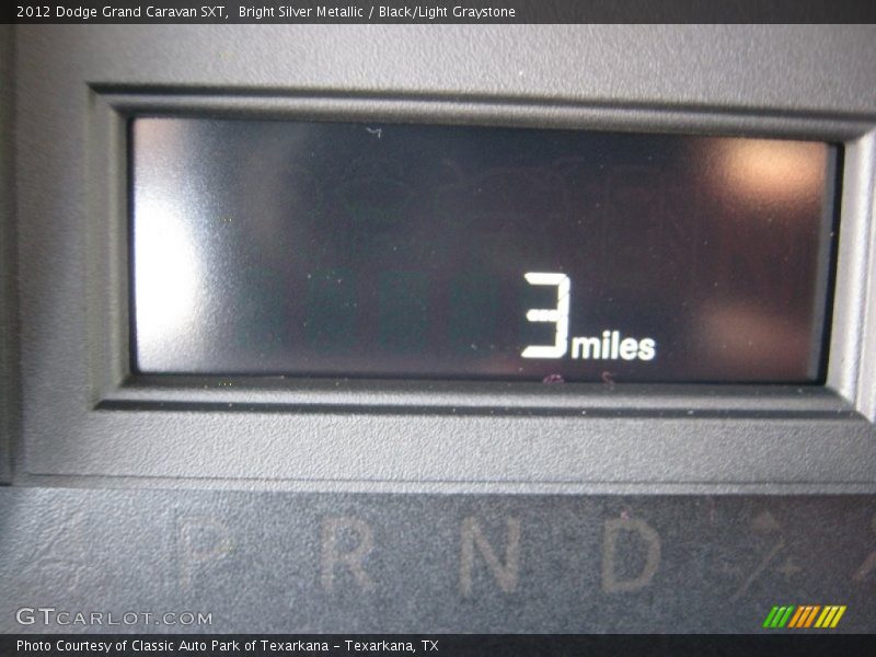 Bright Silver Metallic / Black/Light Graystone 2012 Dodge Grand Caravan SXT