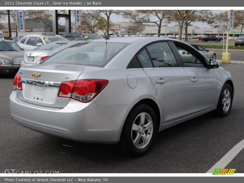 Silver Ice Metallic / Jet Black 2011 Chevrolet Cruze LT