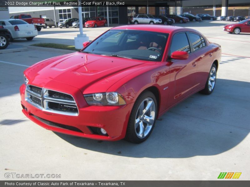 Front 3/4 View of 2012 Charger R/T Plus
