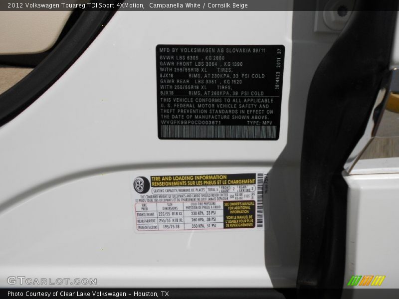Campanella White / Cornsilk Beige 2012 Volkswagen Touareg TDI Sport 4XMotion