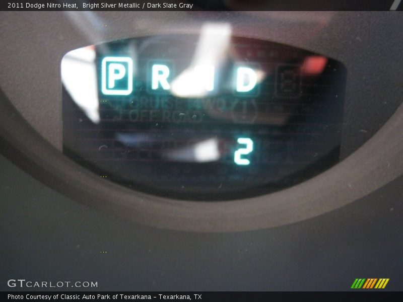 Bright Silver Metallic / Dark Slate Gray 2011 Dodge Nitro Heat