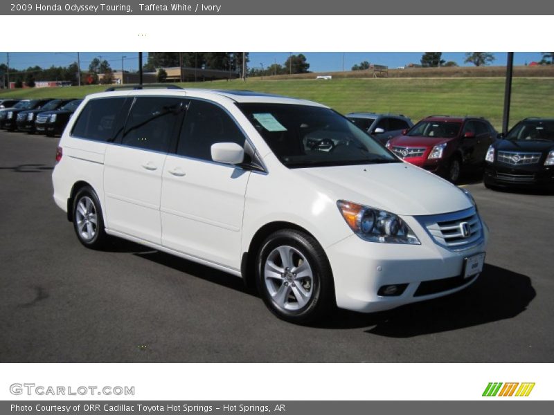 Front 3/4 View of 2009 Odyssey Touring