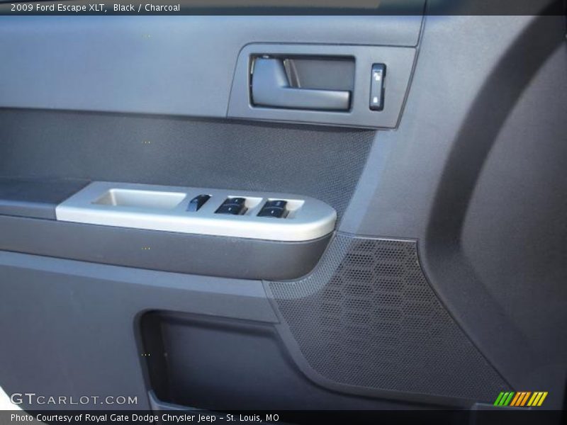 Black / Charcoal 2009 Ford Escape XLT