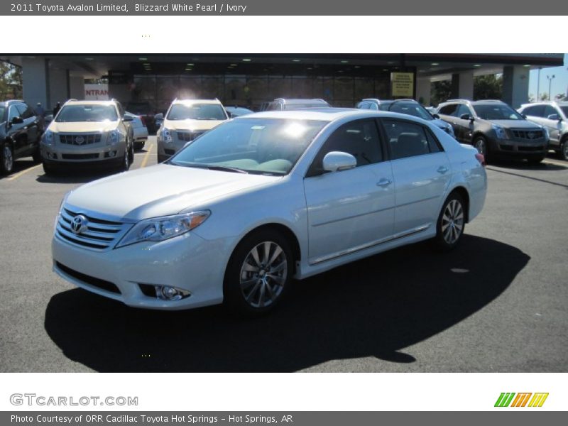 Blizzard White Pearl / Ivory 2011 Toyota Avalon Limited