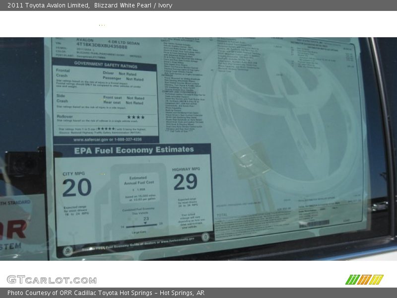 Blizzard White Pearl / Ivory 2011 Toyota Avalon Limited