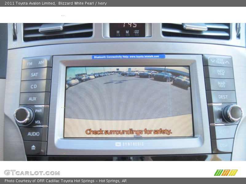Blizzard White Pearl / Ivory 2011 Toyota Avalon Limited