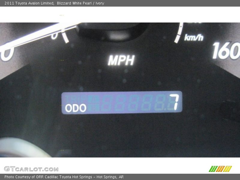 Blizzard White Pearl / Ivory 2011 Toyota Avalon Limited