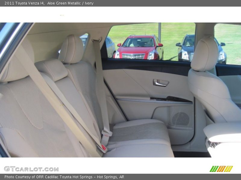 Aloe Green Metallic / Ivory 2011 Toyota Venza I4