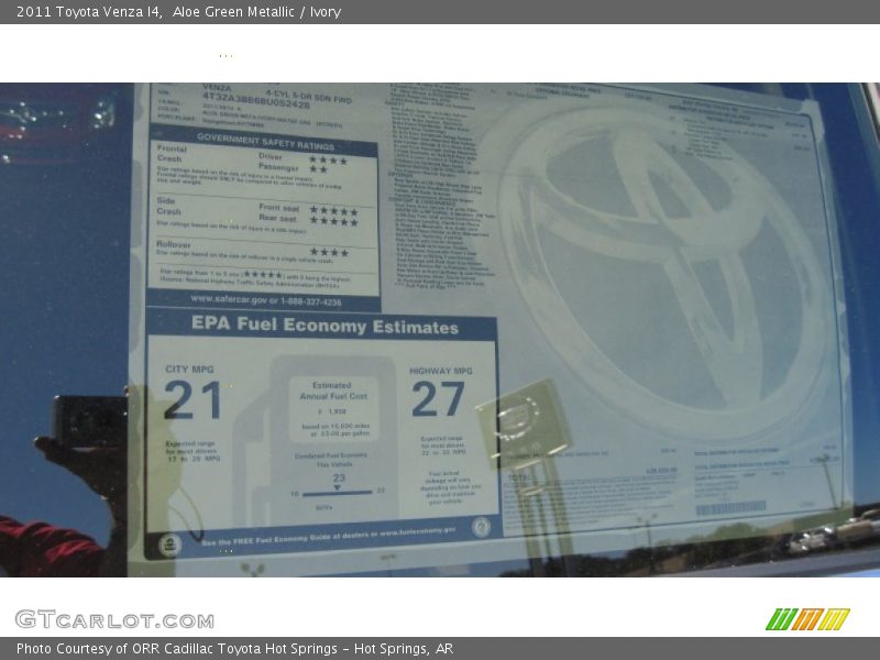 Aloe Green Metallic / Ivory 2011 Toyota Venza I4