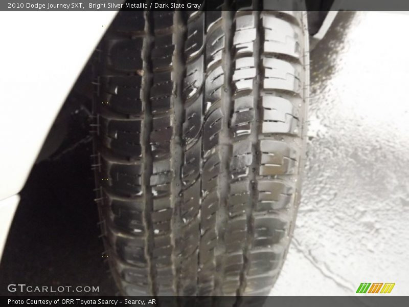 Bright Silver Metallic / Dark Slate Gray 2010 Dodge Journey SXT